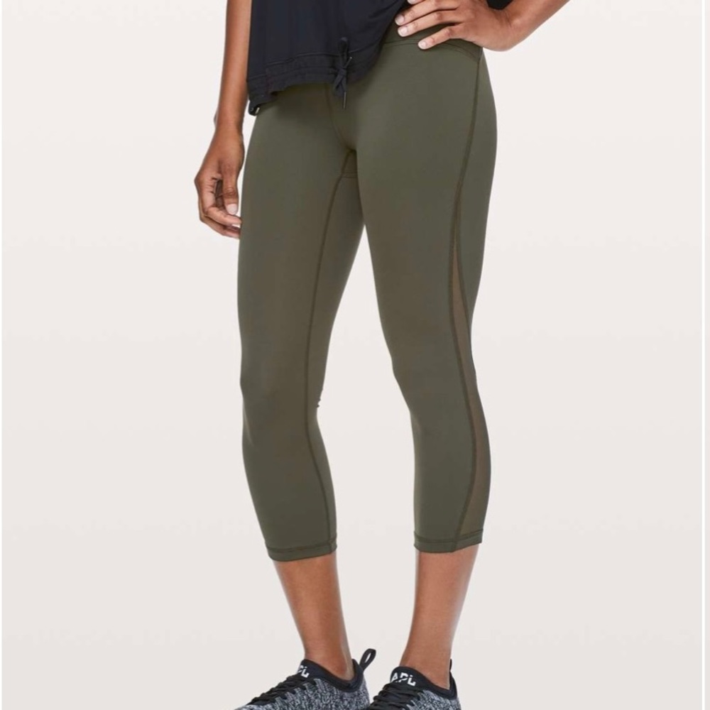 COPY - Lulu Lemon 🍋 Train Times Crop